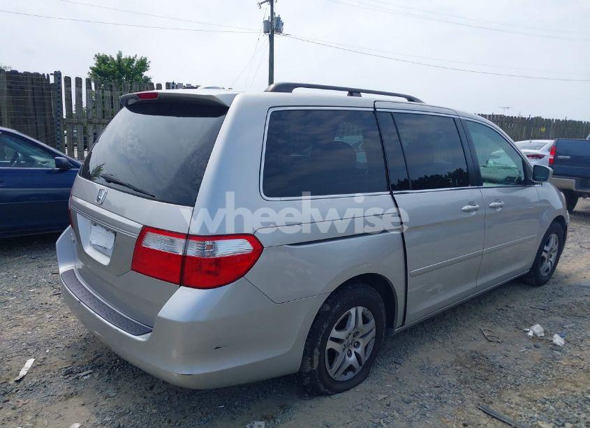 Photo 4 of 2007 Honda Odyssey EX-L (VIN 5FNRL38767B061673)