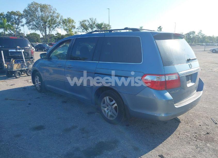 Photo 3 of 2007 Honda Odyssey EX-L (VIN 5FNRL38767B063018)