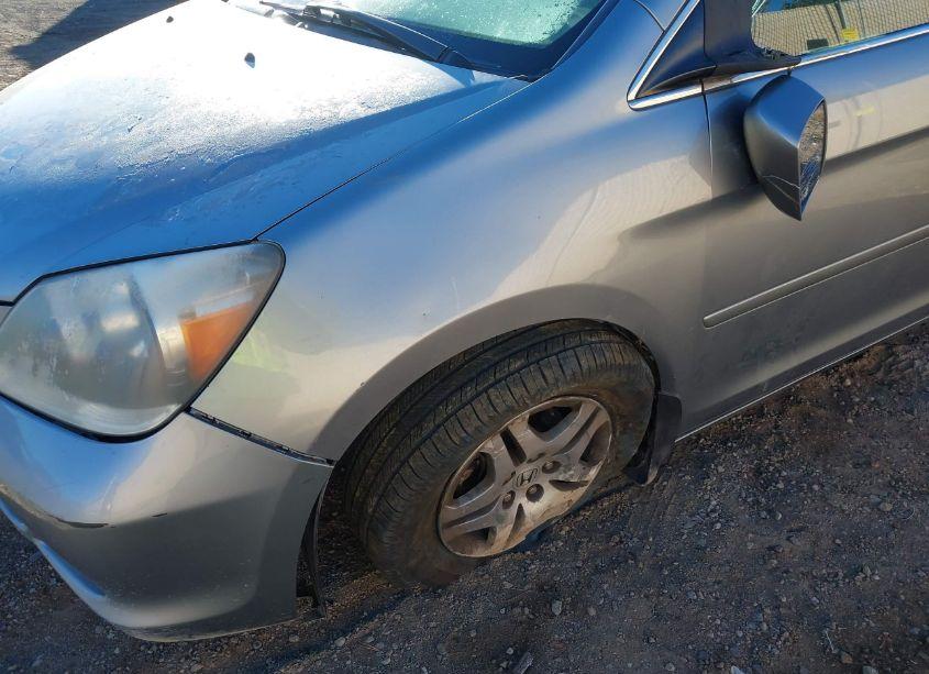 Photo 6 of 2007 Honda Odyssey EX-L (VIN 5FNRL38767B125887)