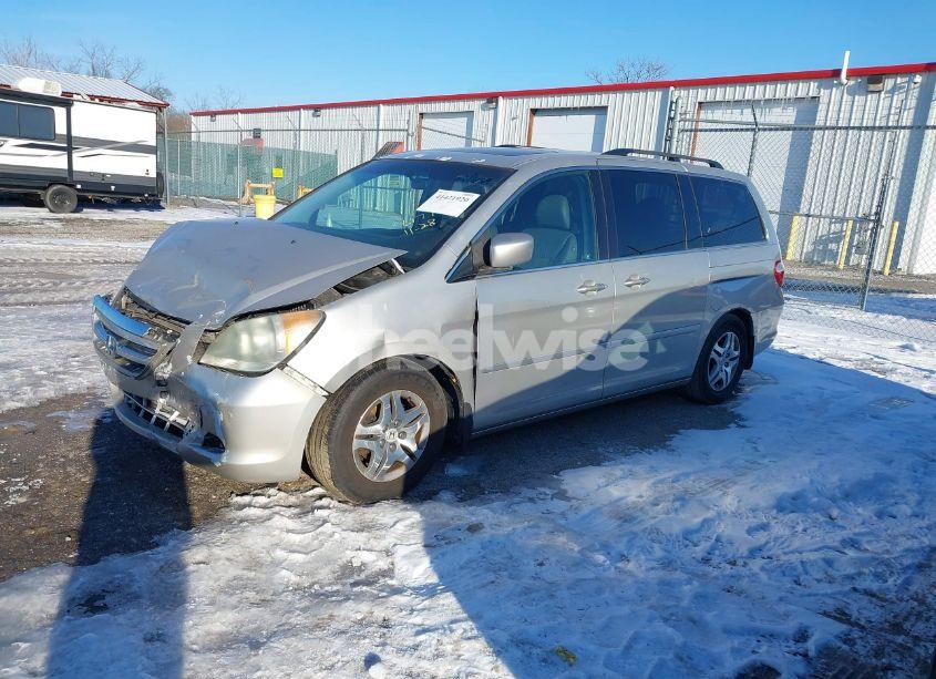 Photo 2 of 2007 Honda Odyssey EX-L (VIN 5FNRL38767B416177)