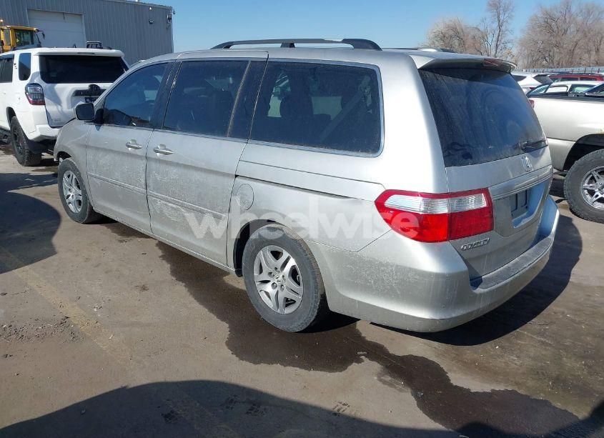 Photo 3 of 2007 Honda Odyssey EX-L (VIN 5FNRL38767B425638)