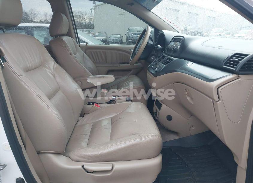 Photo 5 of 2007 Honda Odyssey EX-L (VIN 5FNRL38767B426420)