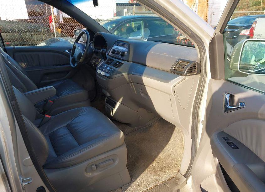 Photo 5 of 2008 Honda Odyssey EX-L (VIN 5FNRL38768B012054)