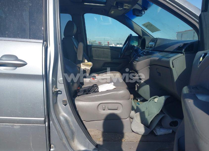 Photo 5 of 2008 Honda Odyssey EX-L (VIN 5FNRL38768B045992)