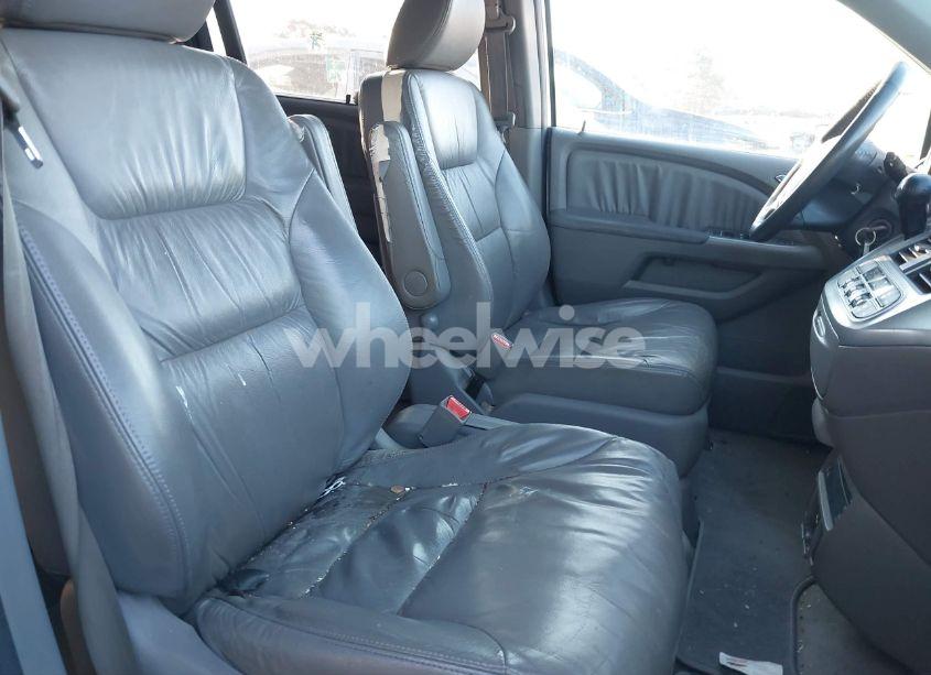 Photo 5 of 2008 Honda Odyssey EX-L (VIN 5FNRL38768B413099)