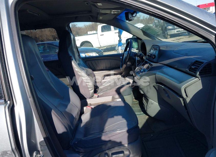 Photo 5 of 2009 Honda Odyssey EX-L (VIN 5FNRL38769B001752)