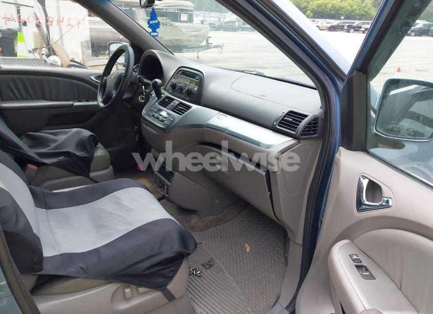 Photo 5 of 2009 Honda Odyssey EX-L (VIN 5FNRL38769B008104)