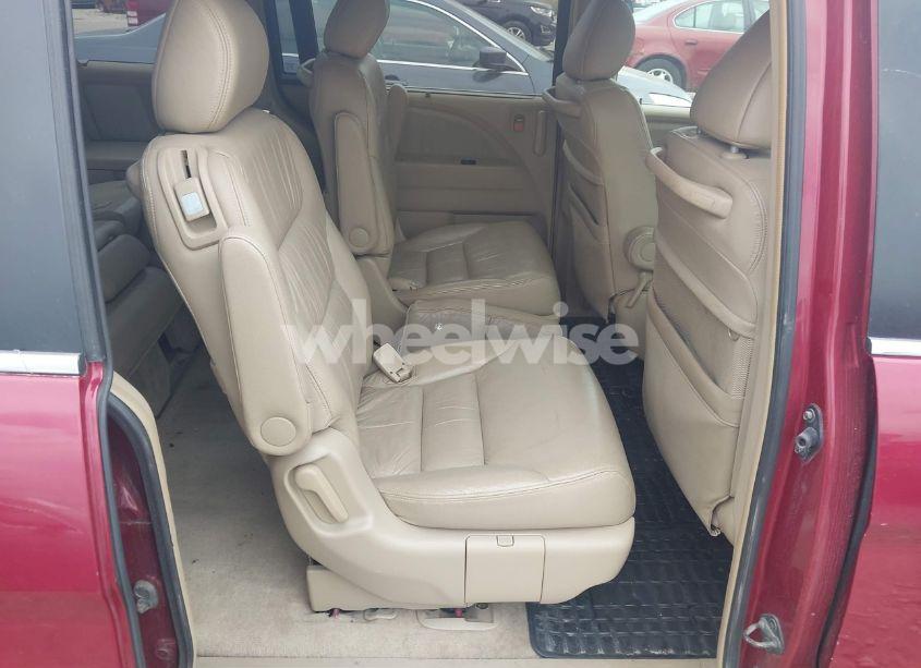 Photo 8 of 2005 Honda Odyssey EX-L (VIN 5FNRL38775B035466)