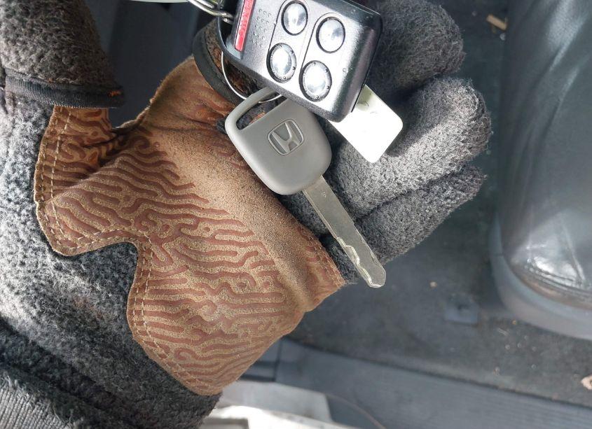 Photo 11 of 2005 Honda Odyssey EX-L (VIN 5FNRL38775B126334)