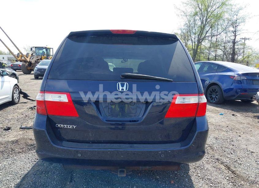 Photo 16 of 2006 Honda Odyssey EX-L (VIN 5FNRL38776B027305)