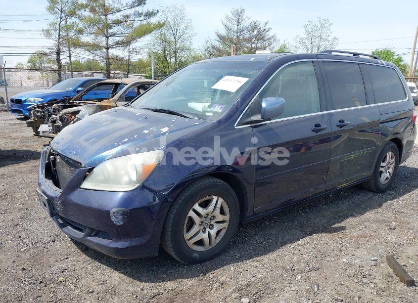 Photo 2 of 2006 Honda Odyssey EX-L (VIN 5FNRL38776B027305)