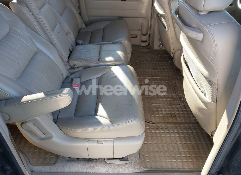 Photo 8 of 2006 Honda Odyssey EX-L (VIN 5FNRL38776B031905)