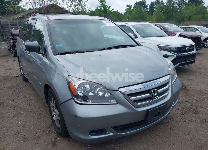 Photo 6 of 2006 Honda Odyssey EX-L (VIN 5FNRL38776B050308)
