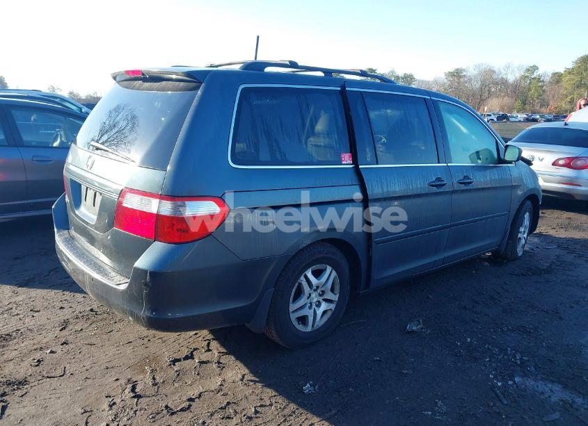 Photo 4 of 2006 Honda Odyssey EX-L (VIN 5FNRL38776B442043)