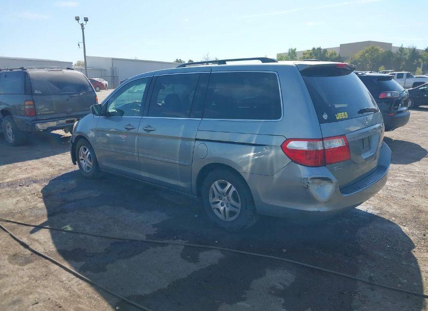 Photo 3 of 2007 Honda Odyssey EX-L (VIN 5FNRL38777B001224)