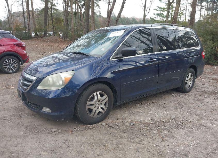 Photo 2 of 2007 Honda Odyssey EX-L (VIN 5FNRL38777B012837)