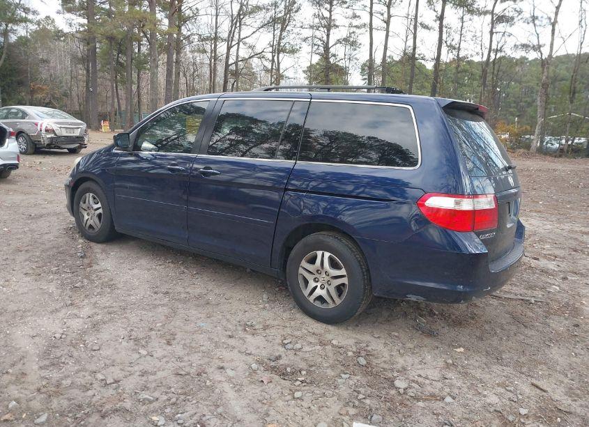 Photo 3 of 2007 Honda Odyssey EX-L (VIN 5FNRL38777B012837)
