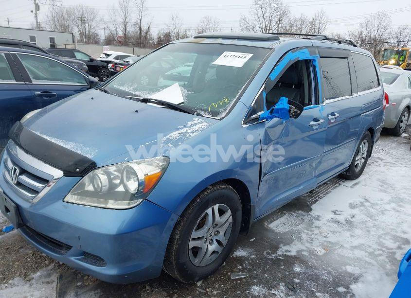 Photo 2 of 2007 Honda Odyssey EX-L (VIN 5FNRL38777B014653)