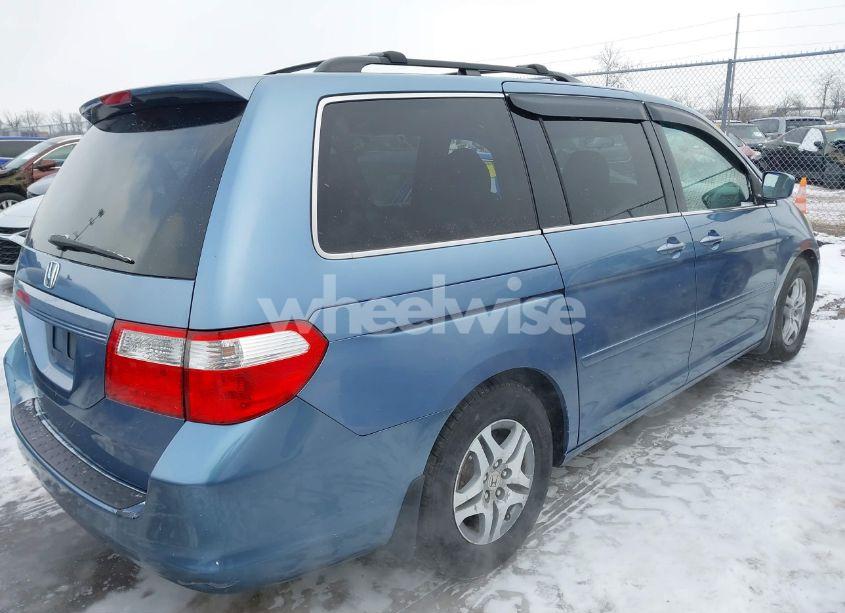 Photo 4 of 2007 Honda Odyssey EX-L (VIN 5FNRL38777B014653)