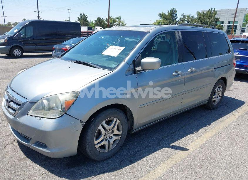 Photo 2 of 2007 Honda Odyssey EX-L (VIN 5FNRL38777B016421)