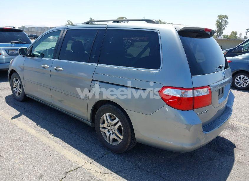 Photo 3 of 2007 Honda Odyssey EX-L (VIN 5FNRL38777B016421)