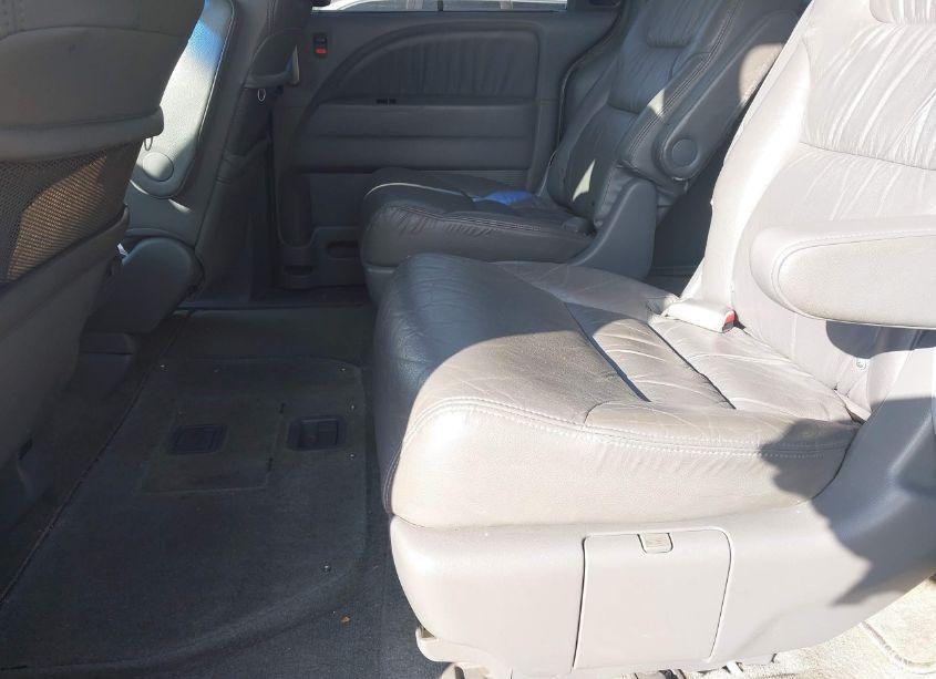 Photo 8 of 2007 Honda Odyssey EX-L (VIN 5FNRL38777B107883)