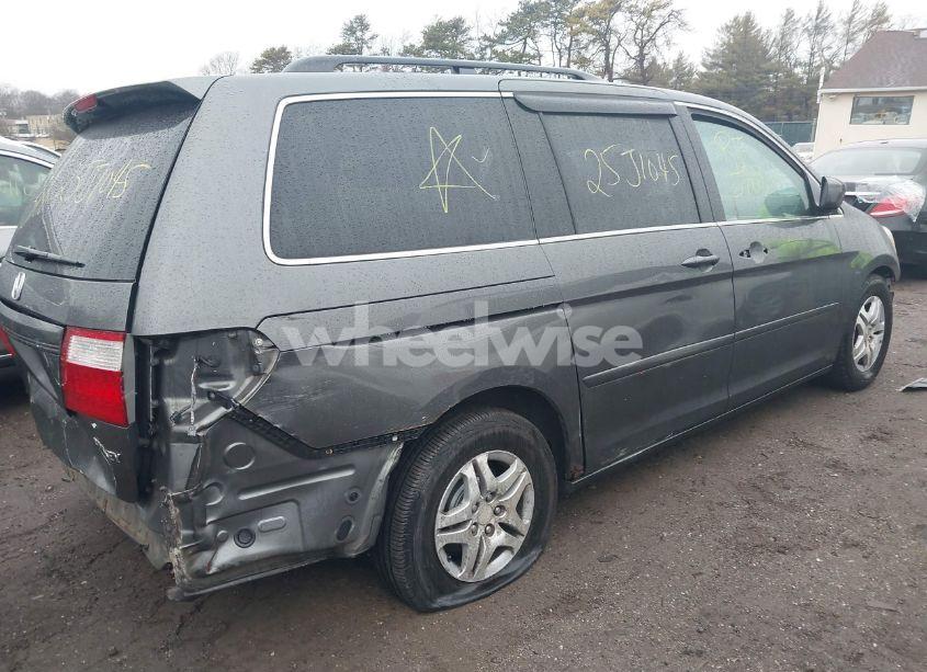 Photo 4 of 2007 Honda Odyssey EX-L (VIN 5FNRL38777B456638)