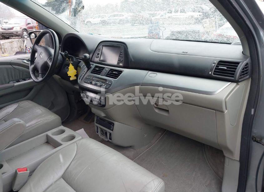 Photo 5 of 2008 Honda Odyssey EX-L (VIN 5FNRL38778B012175)