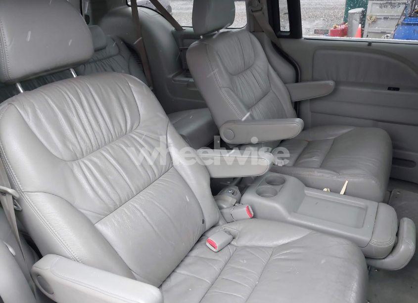 Photo 8 of 2008 Honda Odyssey EX-L (VIN 5FNRL38778B012175)
