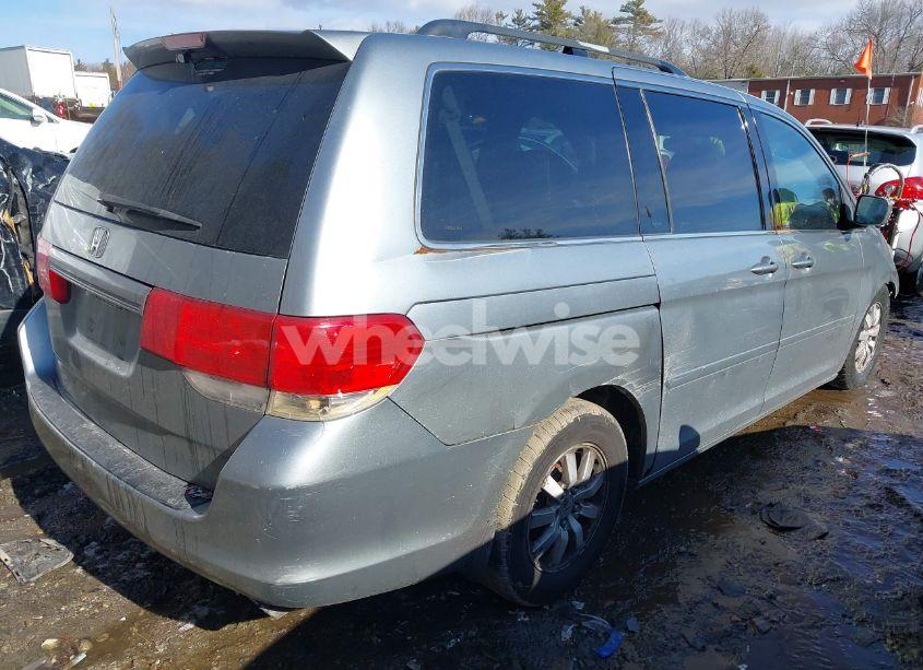 Photo 4 of 2008 Honda Odyssey EX-L (VIN 5FNRL38778B026108)