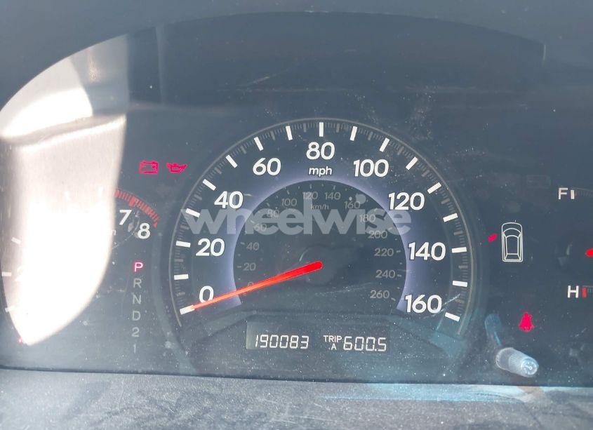 Photo 7 of 2005 Honda Odyssey EX-L (VIN 5FNRL38785B036142)