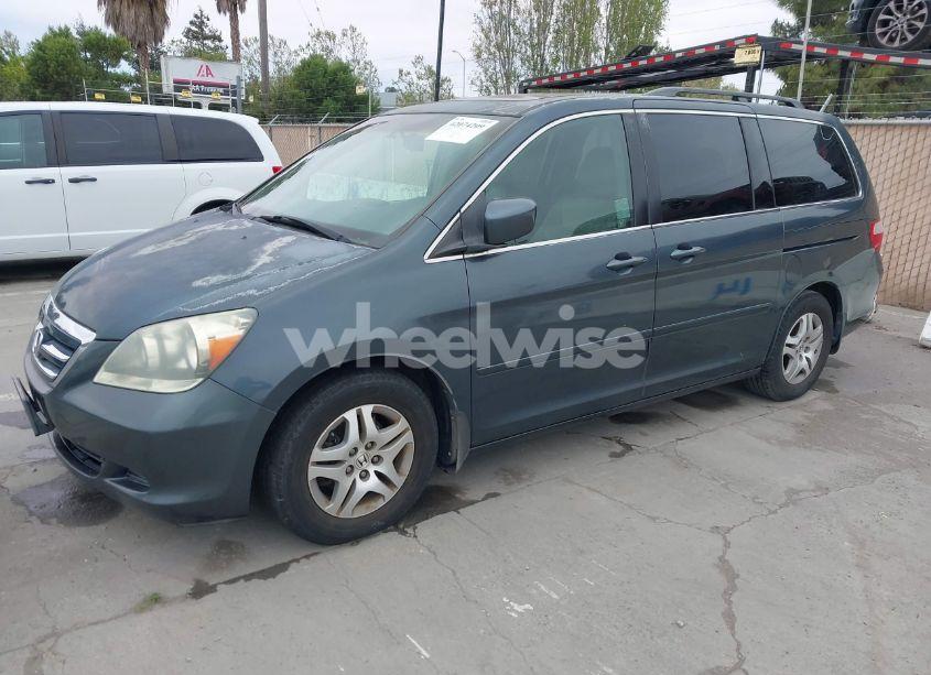 Photo 2 of 2006 Honda Odyssey EX-L (VIN 5FNRL38786B019441)