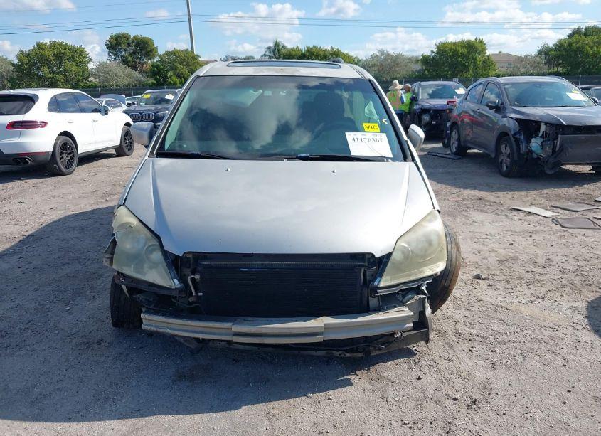 Photo 13 of 2006 Honda Odyssey EX-L (VIN 5FNRL38786B090851)