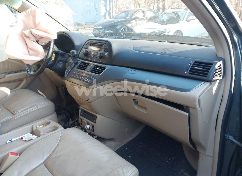 Photo 5 of 2006 Honda Odyssey EX-L (VIN 5FNRL38786B431469)