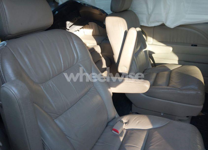 Photo 8 of 2006 Honda Odyssey EX-L (VIN 5FNRL38786B431469)