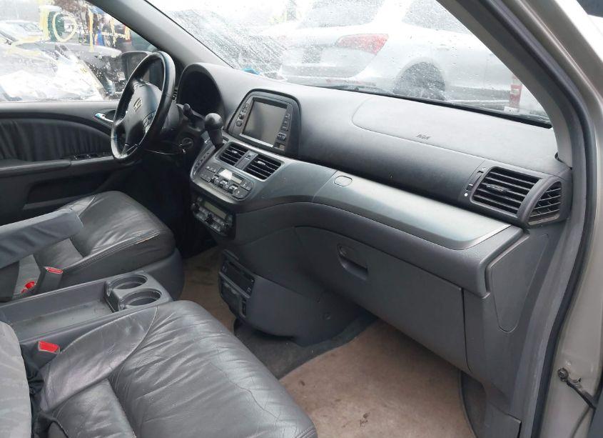 Photo 5 of 2006 Honda Odyssey EX-L (VIN 5FNRL38786B459269)