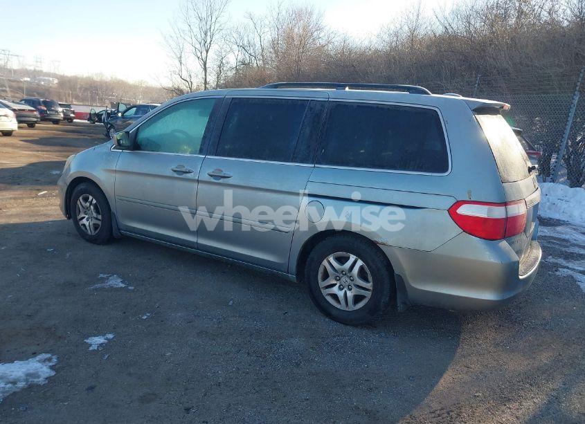 Photo 3 of 2007 Honda Odyssey EX-L (VIN 5FNRL38787B045734)
