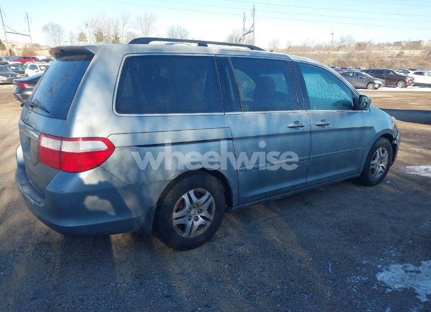Photo 4 of 2007 Honda Odyssey EX-L (VIN 5FNRL38787B045734)