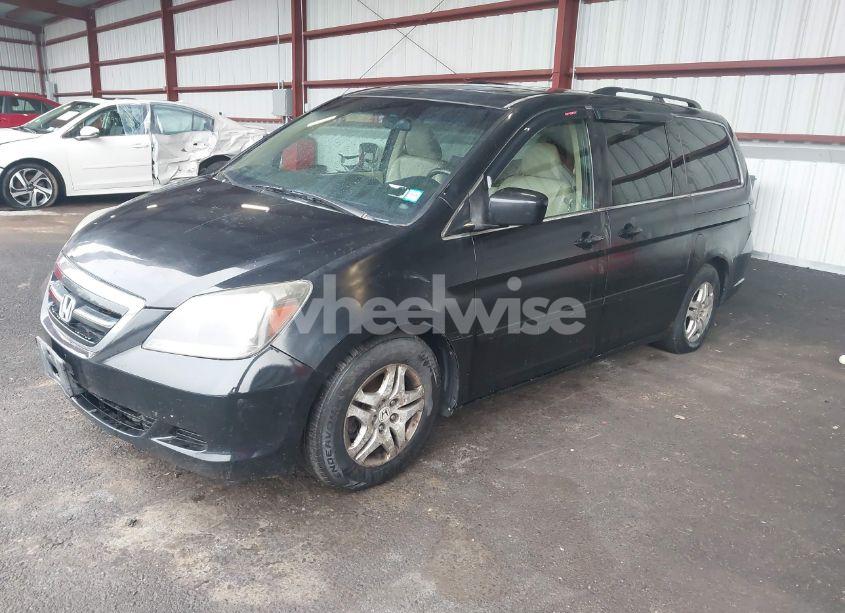 Photo 2 of 2007 Honda Odyssey EX-L (VIN 5FNRL38787B050884)