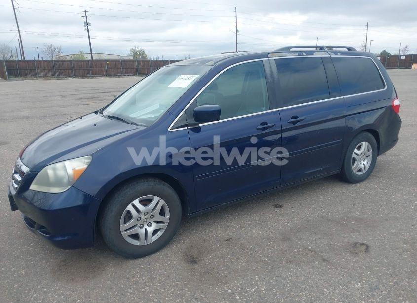 Photo 2 of 2007 Honda Odyssey EX-L (VIN 5FNRL38787B079818)