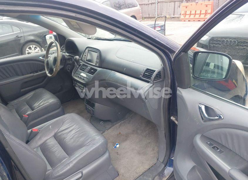Photo 5 of 2007 Honda Odyssey EX-L (VIN 5FNRL38787B079818)
