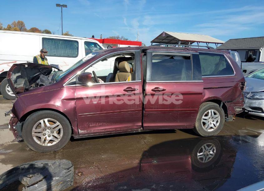 Photo 14 of 2007 Honda Odyssey EX-L (VIN 5FNRL38787B093721)