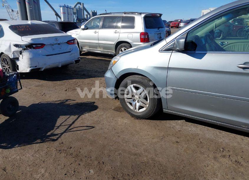 Photo 16 of 2007 Honda Odyssey EX-L (VIN 5FNRL38787B128581)