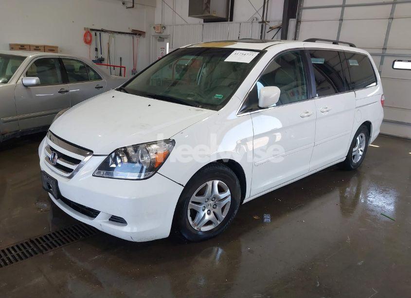 Photo 2 of 2007 Honda Odyssey EX-L (VIN 5FNRL38787B131819)