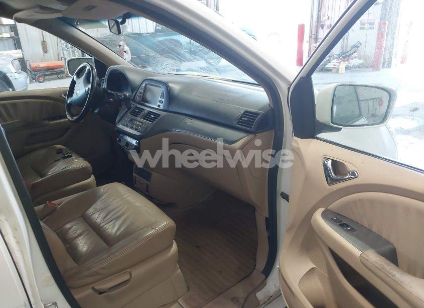 Photo 5 of 2007 Honda Odyssey EX-L (VIN 5FNRL38787B131819)