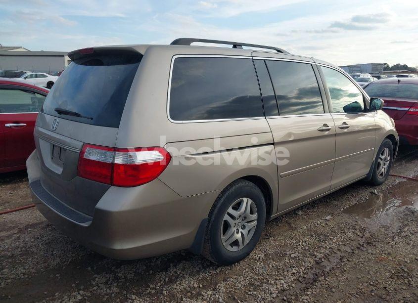 Photo 4 of 2007 Honda Odyssey EX-L (VIN 5FNRL38787B434471)