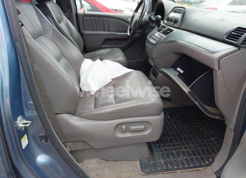 Photo 5 of 2008 Honda Odyssey EX-L (VIN 5FNRL38788B094336)