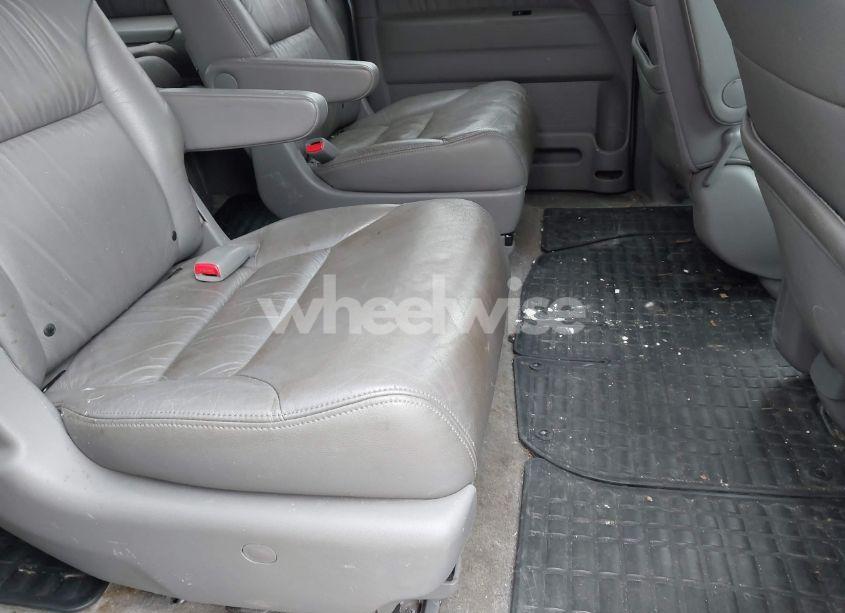 Photo 8 of 2008 Honda Odyssey EX-L (VIN 5FNRL38788B094336)