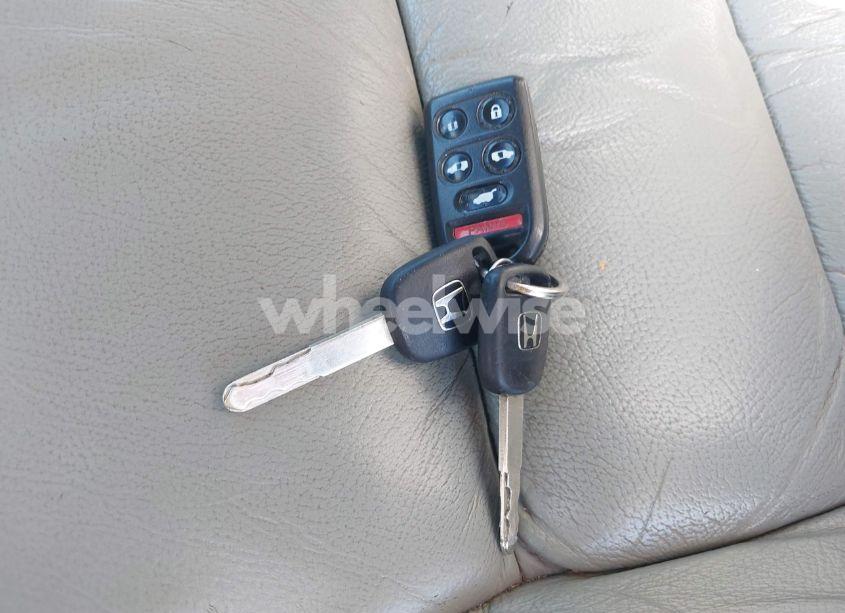 Photo 11 of 2009 Honda Odyssey EX-L (VIN 5FNRL38789B008475)