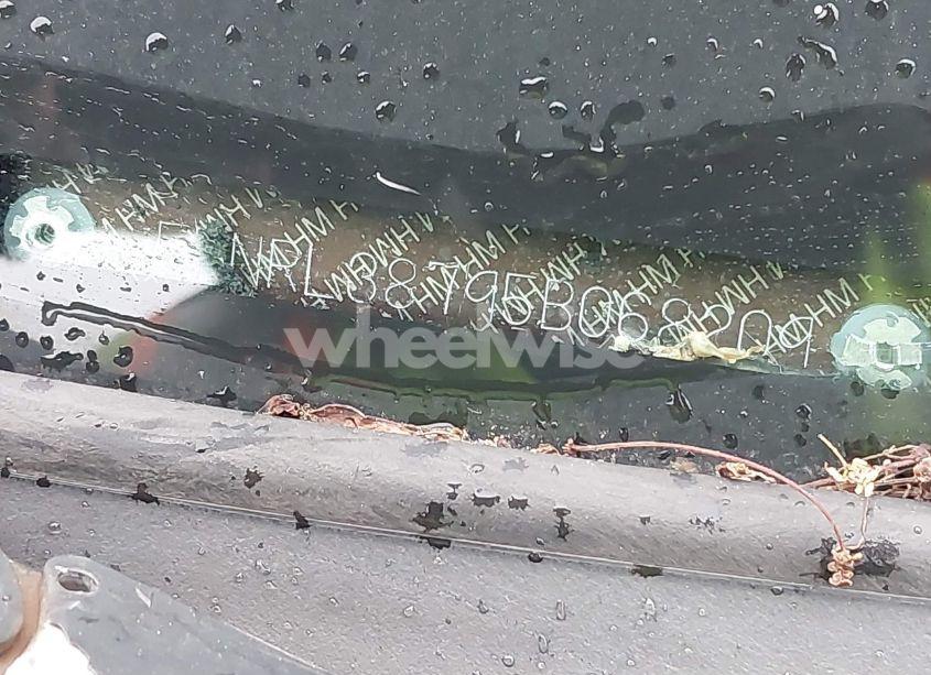 Photo 12 of 2005 Honda Odyssey EX-L (VIN 5FNRL38795B068209)